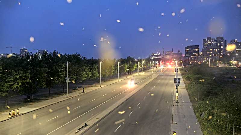Traffic camera image at 2025-08-04 01:00:40