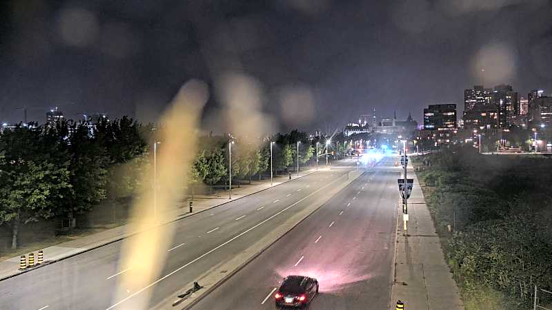 Traffic camera image at 2025-08-04 02:00:42