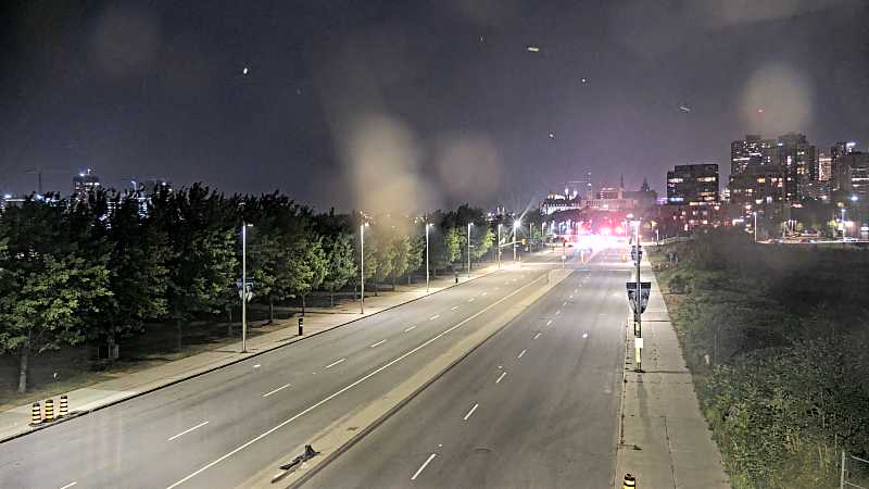 Traffic camera image at 2025-08-04 02:10:52