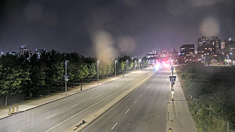 Traffic camera image at 2025-08-04 02:20:51