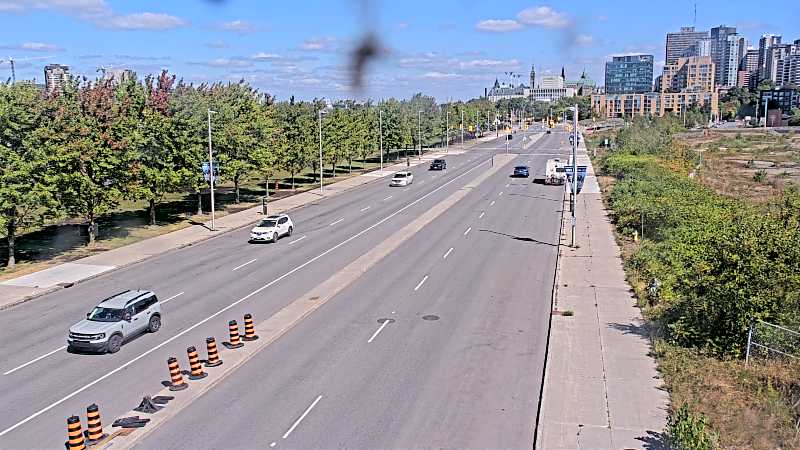 Traffic camera image at 2025-09-14 17:16:00