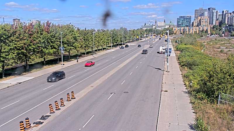 Traffic camera image at 2025-09-14 18:06:03
