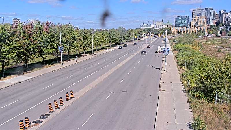 Traffic camera image at 2025-09-14 18:15:58