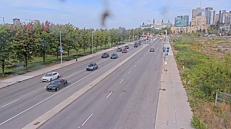 Traffic camera image at 2025-09-17 19:46:03