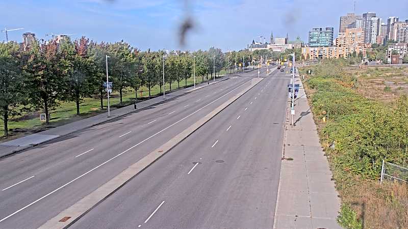 Traffic camera image at 2025-09-17 20:40:54