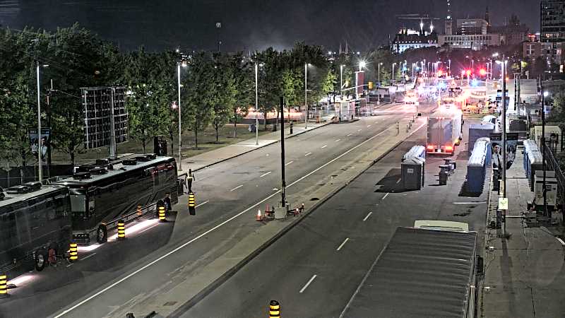 Traffic camera image at 2025-07-12 04:05:46