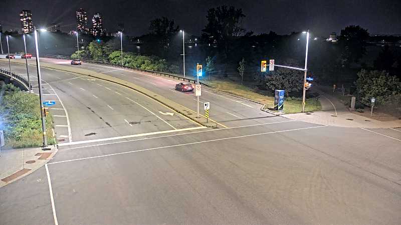 Traffic camera image at 2025-07-31 01:45:54