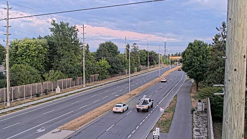 Traffic camera image at 2025-08-25 00:00:54