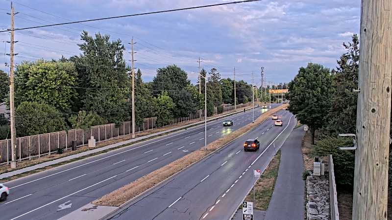 Traffic camera image at 2025-08-25 00:05:56