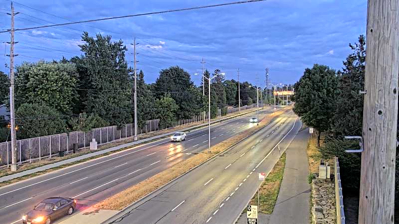 Traffic camera image at 2025-08-25 00:20:46