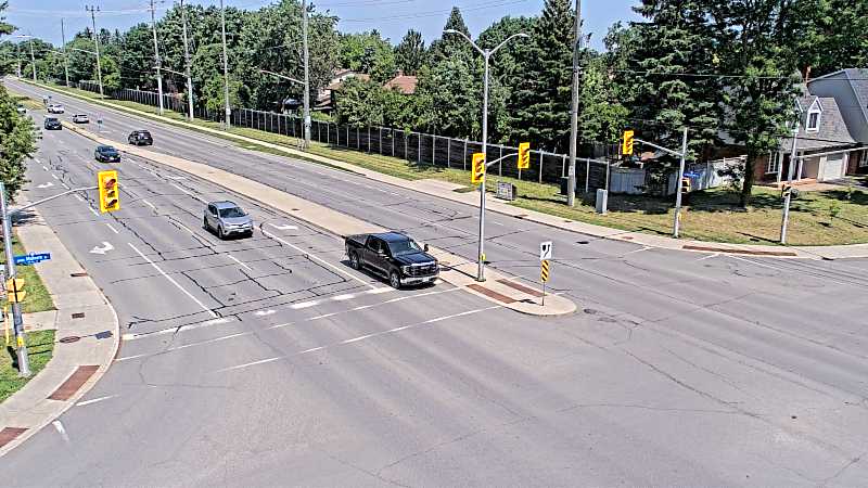 Traffic camera image at 2025-06-30 16:20:54