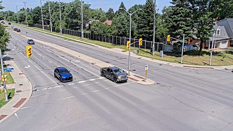 Traffic camera image at 2025-06-30 16:55:50