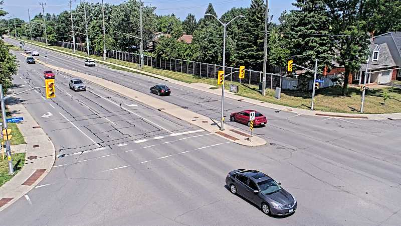 Traffic camera image at 2025-06-30 17:01:02