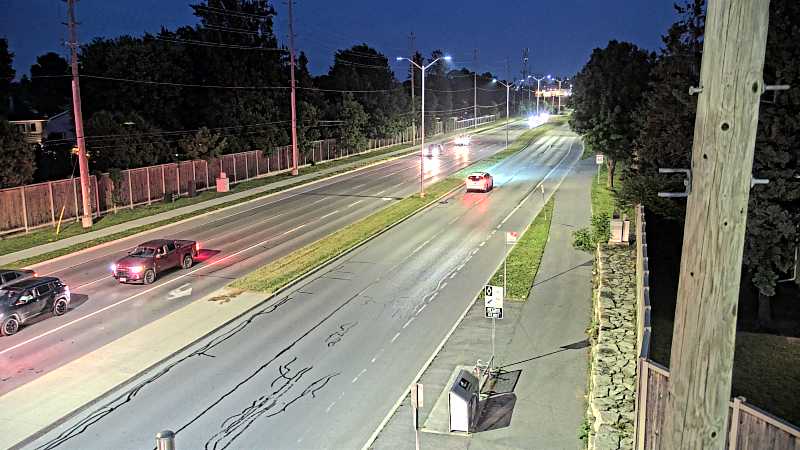 Traffic camera image at 2025-07-06 01:40:50