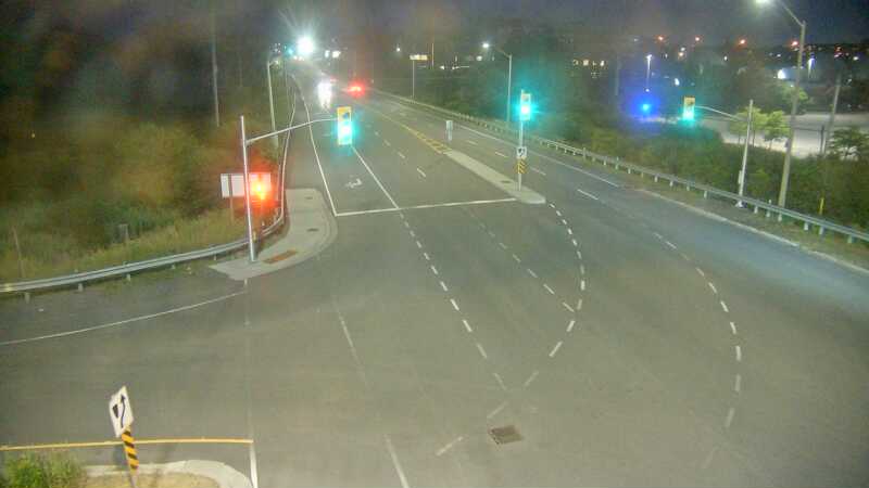 Traffic camera image at 2025-08-04 01:10:51