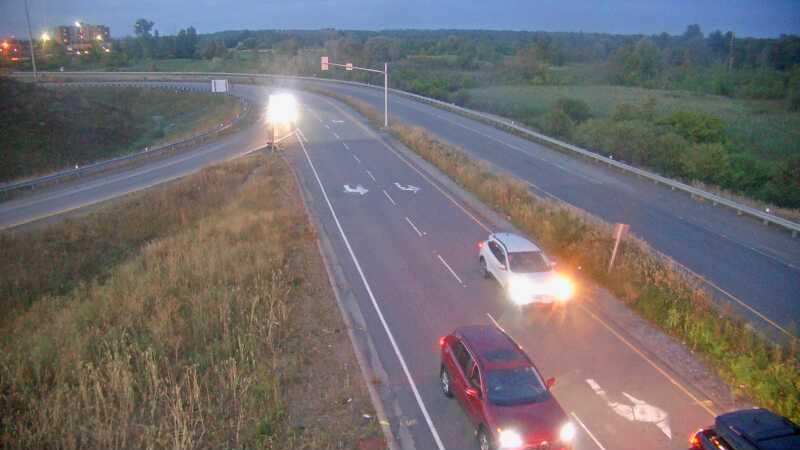 Traffic camera image at 2025-08-25 00:15:55