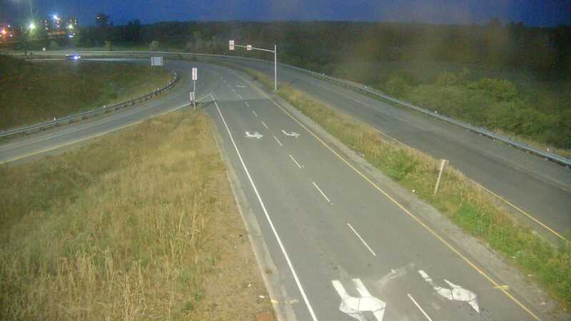 Traffic camera image at 2025-08-25 00:30:56
