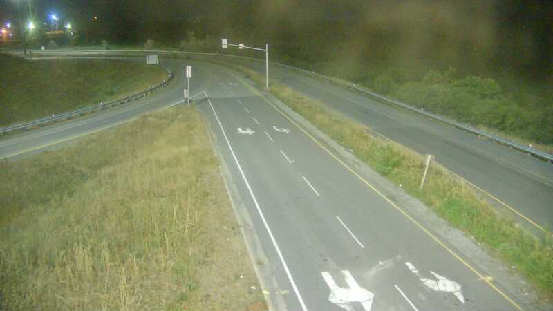 Traffic camera image at 2025-08-25 04:00:55