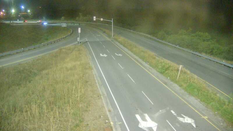 Traffic camera image at 2025-08-25 04:15:57