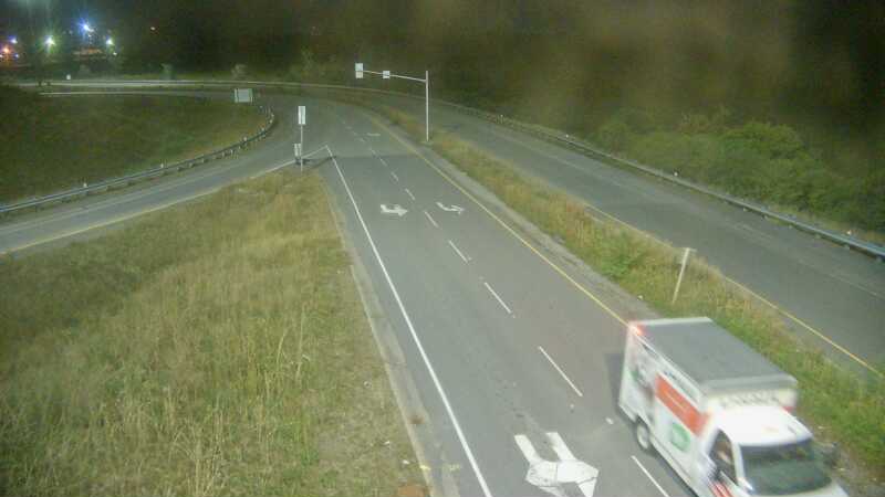 Traffic camera image at 2025-09-03 03:40:53
