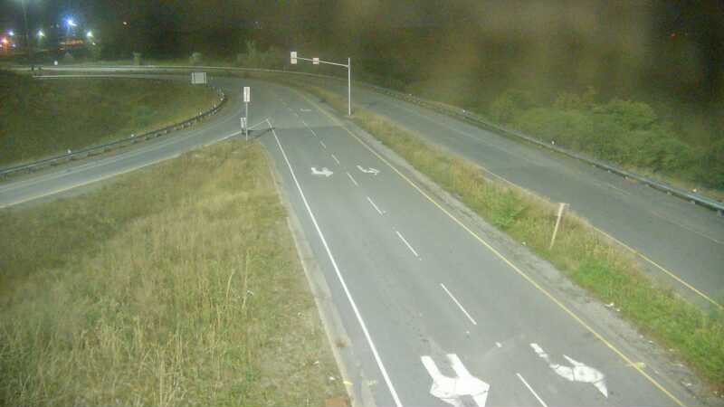 Traffic camera image at 2025-09-03 04:35:54