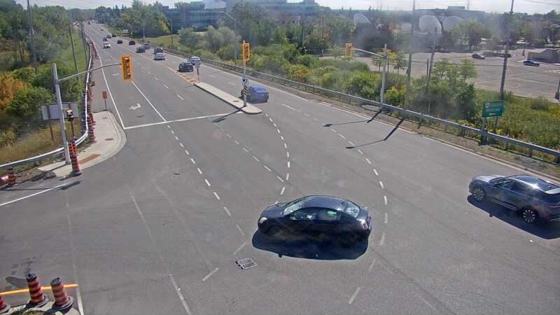 Traffic camera image at 2025-09-14 17:25:52