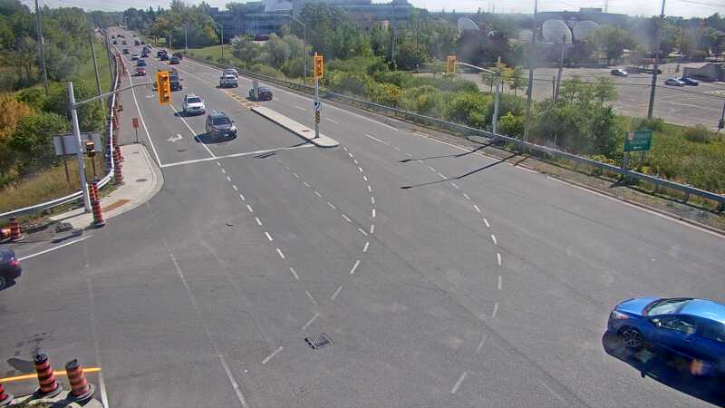 Traffic camera image at 2025-09-14 18:01:15