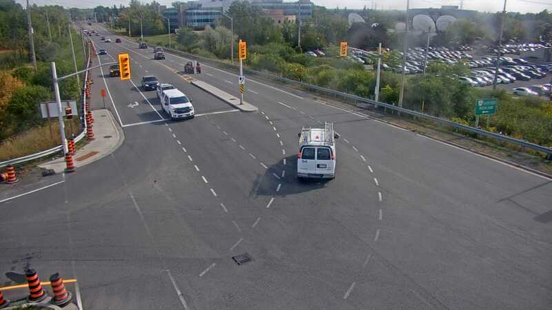 Traffic camera image at 2025-09-17 19:11:06
