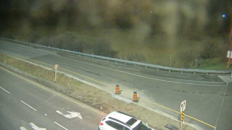 Traffic camera image at 2025-04-25 08:45:45