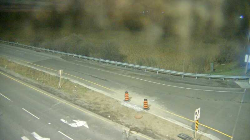 Traffic camera image at 2025-04-25 09:00:50