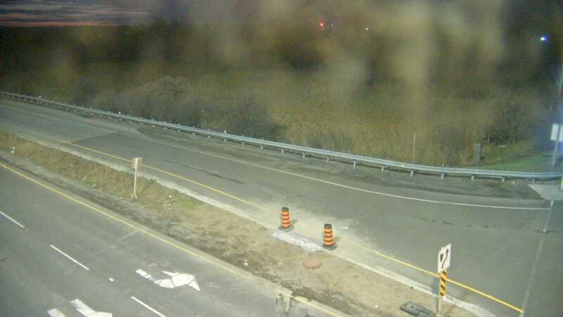 Traffic camera image at 2025-04-25 09:10:42