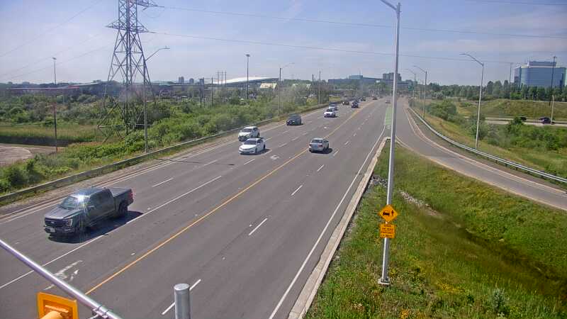 Traffic camera image at 2025-06-30 19:16:02