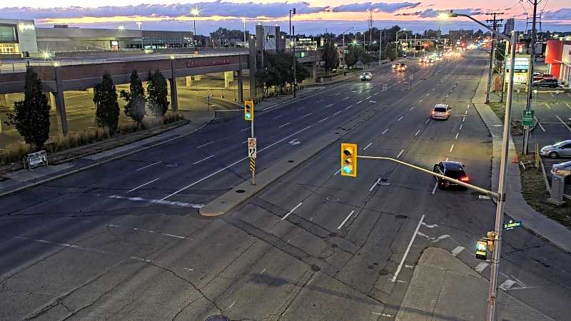 Traffic camera image at 2025-08-25 00:15:56