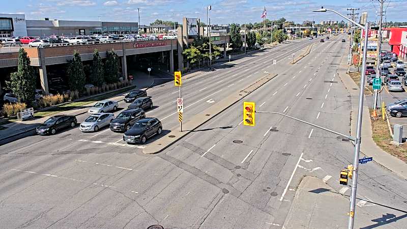 Traffic camera image at 2025-09-14 17:51:06
