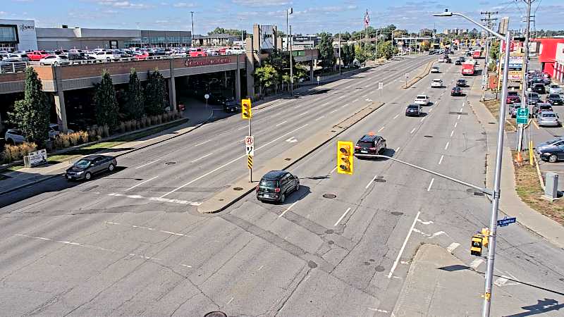 Traffic camera image at 2025-09-14 18:06:04