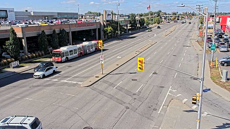 Traffic camera image at 2025-09-14 18:20:57