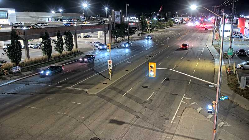 Traffic camera image at 2025-09-17 01:05:53