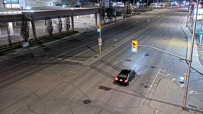Traffic camera image at 2025-05-09 06:00:40