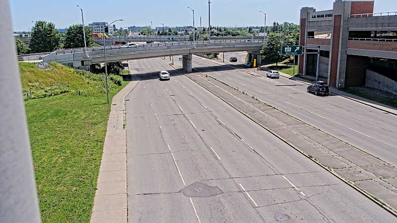 Traffic camera image at 2025-06-30 17:45:59