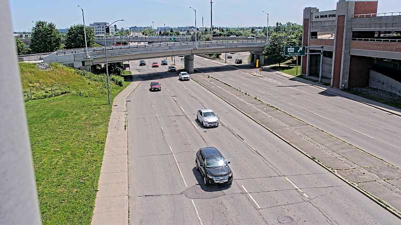 Traffic camera image at 2025-06-30 17:55:59