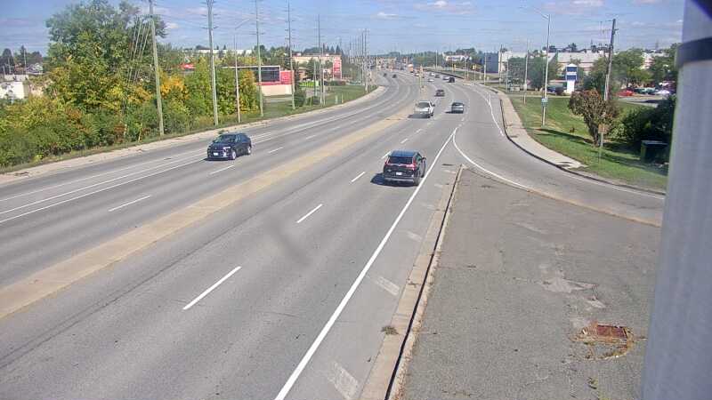 Traffic camera image at 2025-09-14 17:56:03