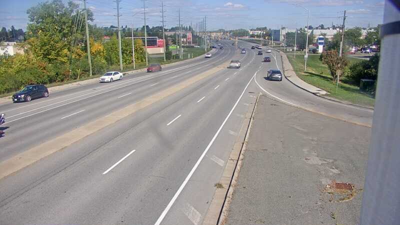 Traffic camera image at 2025-09-14 18:35:52
