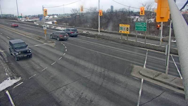 Traffic camera image at 2025-03-09 14:37:14