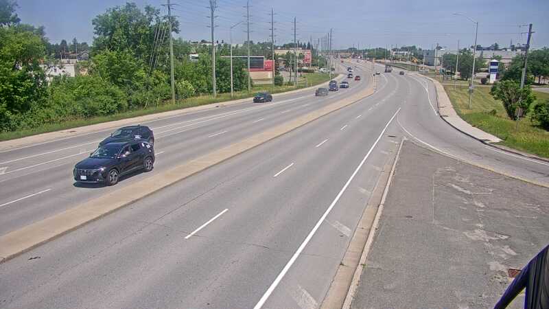 Traffic camera image at 2025-06-30 17:31:10
