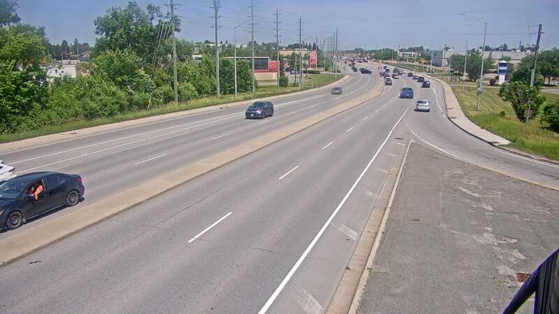 Traffic camera image at 2025-06-30 17:40:57