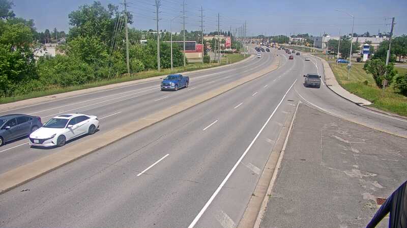 Traffic camera image at 2025-06-30 18:15:59