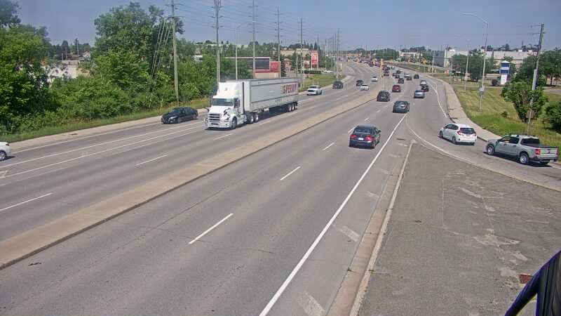 Traffic camera image at 2025-06-30 18:51:06