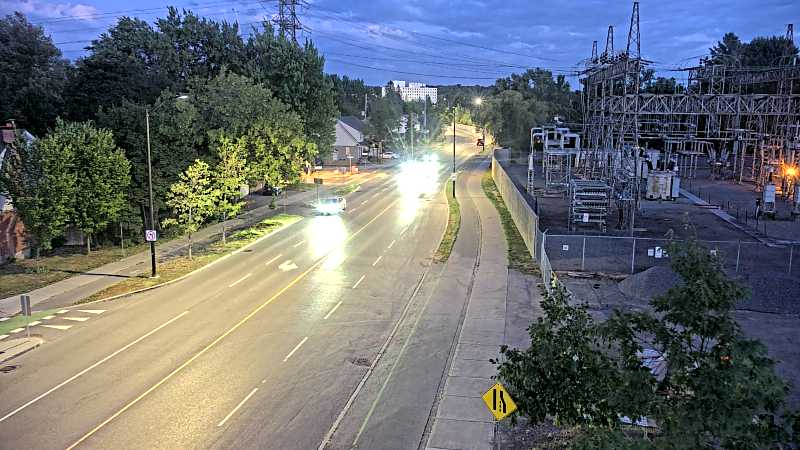 Traffic camera image at 2025-08-25 00:25:53