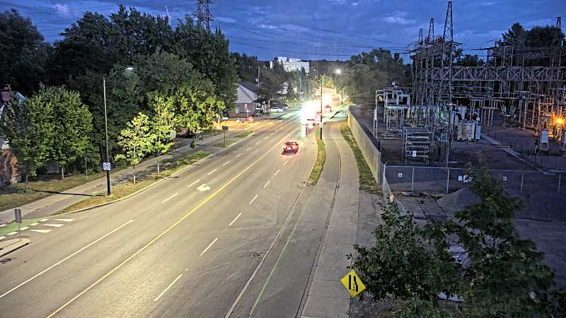 Traffic camera image at 2025-08-25 00:30:57