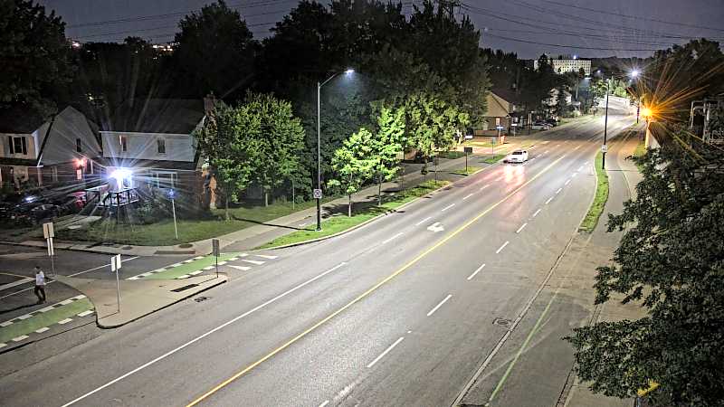 Traffic camera image at 2025-07-12 04:25:52